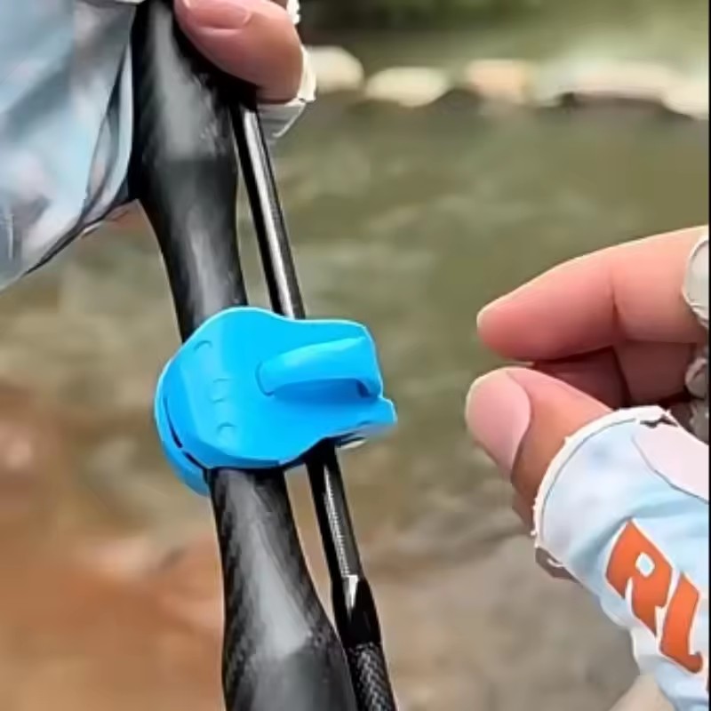 Portacanna da pesca in ABS Fis - Fishing Equipment Set recensione e prezzo